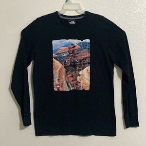 THE NORTH FACE Men’s Classic Fit 100% Cotton Black Long Sleeves T Shirt Size L